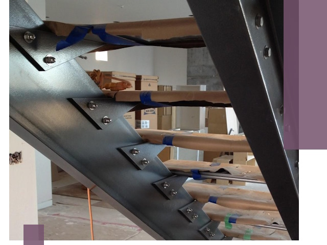 Усиление лестничных конструкций и усиление опор в Юбилейном