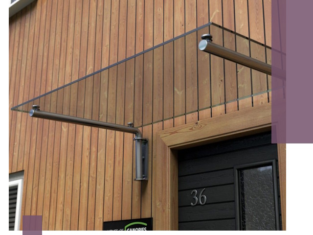 Стеклянные козырьки на входы и фасады в Юбилейном