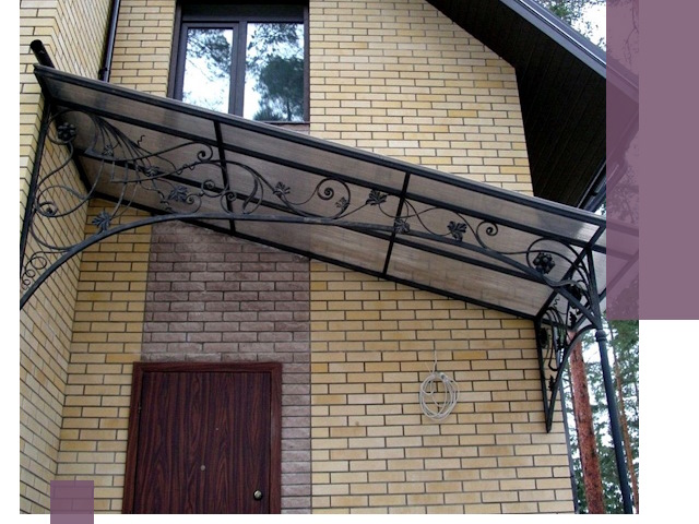 Односкатные козырьки из металла под ключ в Юбилейном